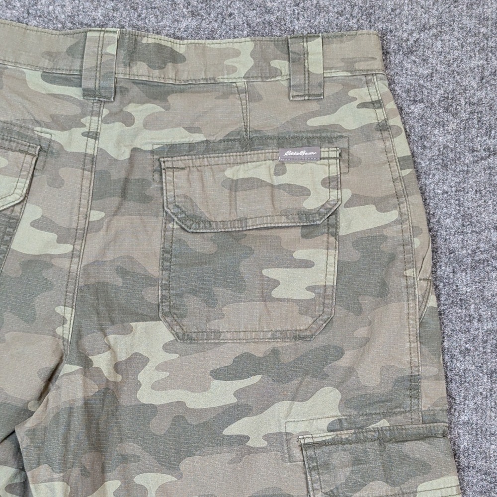 Eddie Bauer Men's 32 Ripstop Green Camo Camouflage Cotton Hiking Cargk Shorts - Picture 8 of 16